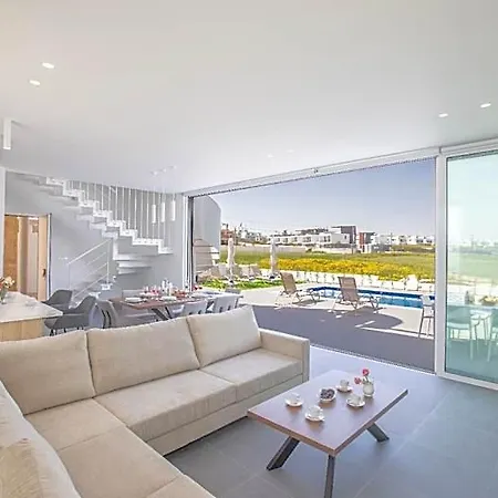 Hotel Vie Bleu Vb14 New 3 Bedroom In The Center Of 3*