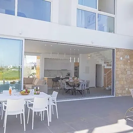 Hotel Vie Bleu Vb14 New 3 Bedroom In The Center Of
